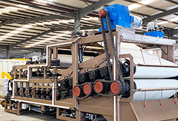 产 学 研一体化 产 学 研一体化